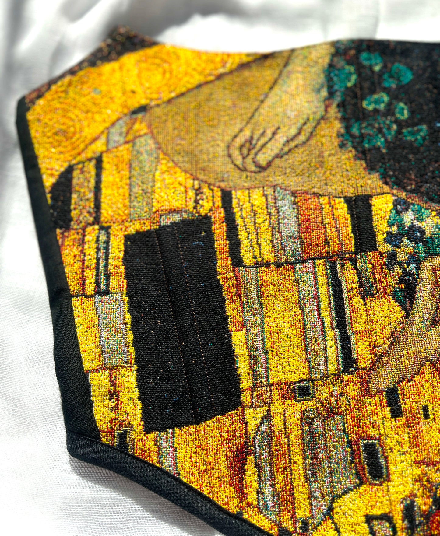 the kiss tapestry corset top